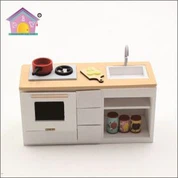 Mobles de cuina en miniatura de fusta