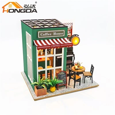 Casa de nines amb tema de cafè de fusta